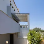 Villa Manouel