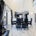 Manouel Villa Rethymno